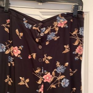 Button down skirt with elastic in back